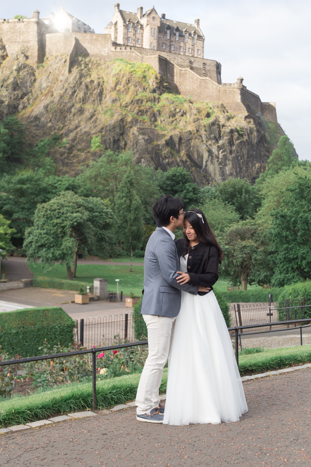 Iconic Anniversary Tour in London and Edinburgh | Flytographer